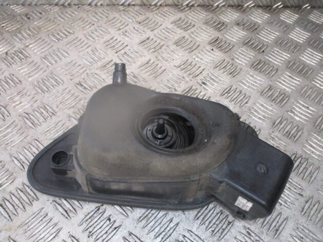 2017 GENUINE VW GOLF MK7 REAR FUEL FILLER FLAP CAP COVER - Image 3