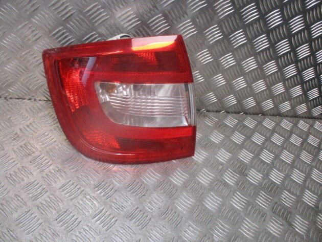 2013 GENUINE SKODA RAPID REAR LEFT PASSENGER SIDE TAILLIGHT LAMP 5JH945095