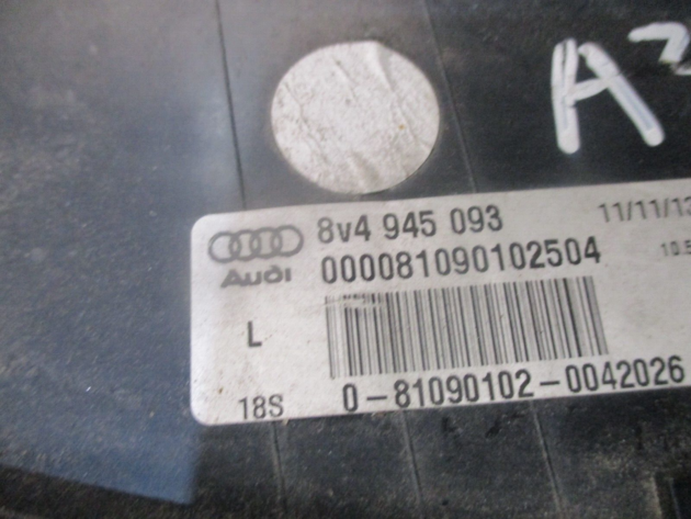 2013 GENUINE AUDI A3 8V REAR LEFT PASSENGER SIDE INNER TAILLIGHT LAMP 8V4945093 - Image 2