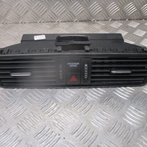 2013 GENUINE SKODA RAPID FRONT DASHBOARD AIRVNETS 5JA820951A