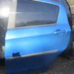 2016 GENUINE TOYOTA YARIS REAR LEFT PASSENGER SIDE BARE SHELL DOOR NSR