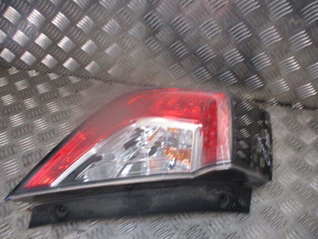 2018 GENUINE HONDA CIVIC REAR EFT PASSENGER SIDE BODY TAILLIGHT LAMP - Image 2