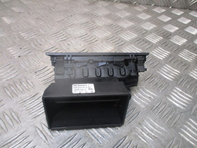 2013 GENUINE SKODA RAPID FRONT LEFT PASSENGER SIDE DASHBOARD AIRVENT 5JA819701A - Image 3