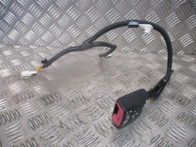 2012 GENUINE TOYOTA PRIUS FRONT RIGHT DRIVER SIDE SEAT BELT BUCKLE STALK - Image 3