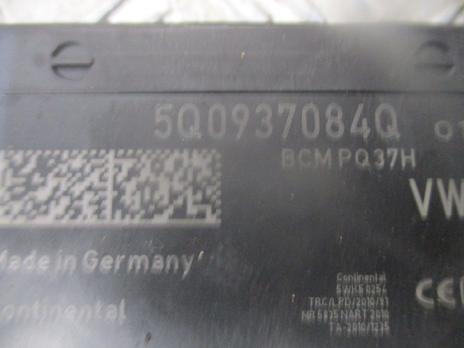 2013 GENUINE SKODA OCTAVIA BCM BODY CONTROL MODULE 5Q0937084Q - Image 2