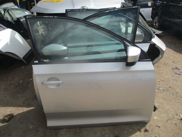 2013 GENUINE SKODA RAPID FRONT RIGHT DRIVER SIDE BARE SHELL DOOR - Image 2