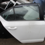 2014 GENUINE SKODA OCTAVIA HATCHBACK REAR RIGHT DRIVER SIDE BARE SHELL DOOR