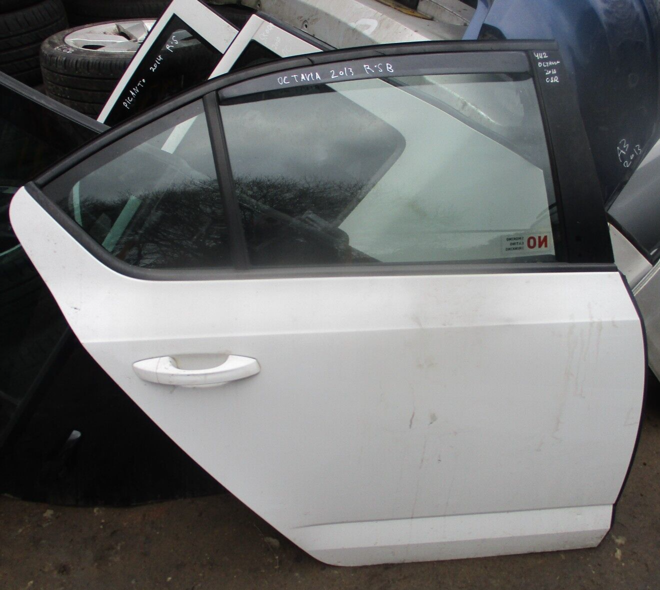 2014 GENUINE SKODA OCTAVIA HATCHBACK REAR RIGHT DRIVER SIDE BARE SHELL DOOR