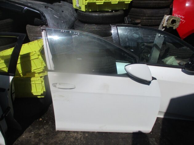 2017 GENUINE VW GOLF MK7 FRONT RIGHT DRIVER SIDE BARE SHELL DOOR OSF - Image 2