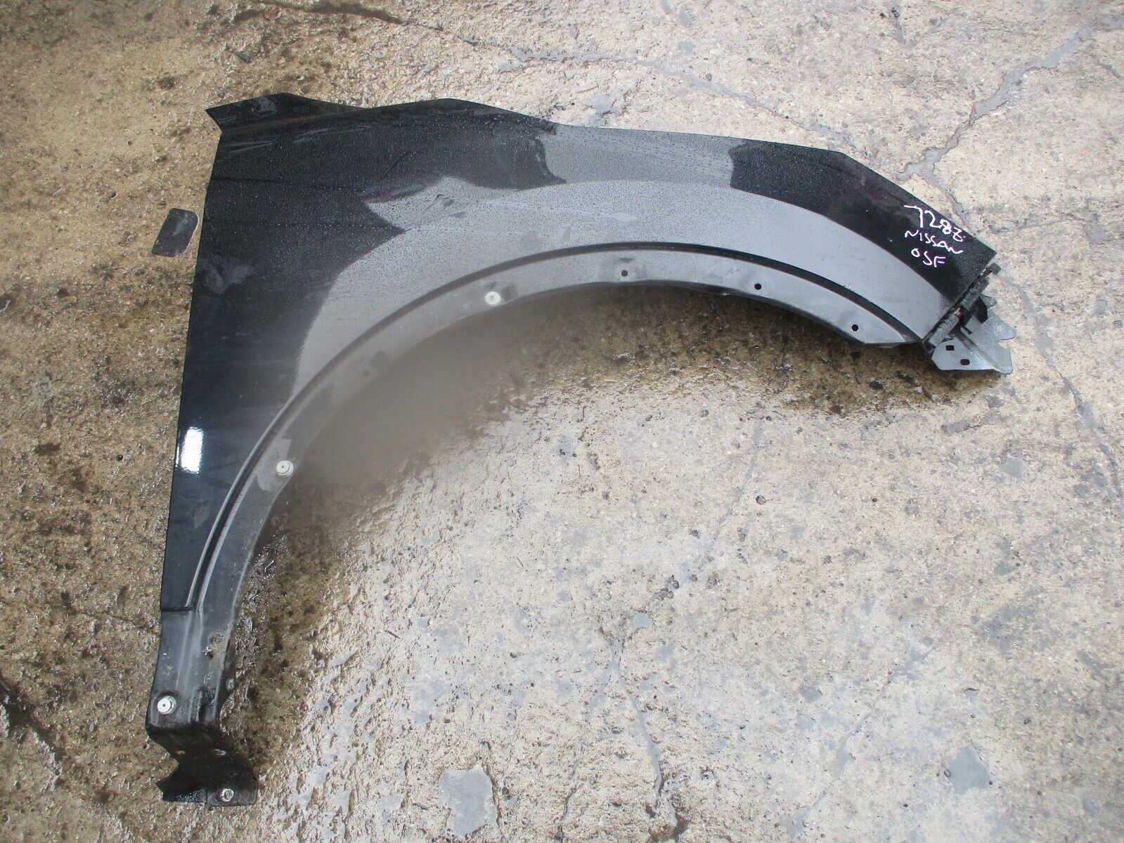 2015 GENUINE NISSAN QASHQAI FRONT RIGHT DRIVER SIDE WING FENDER OSF