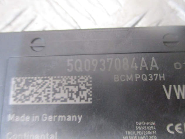2013 GENUINE AUDI A3 8V BCM BODY CONTROL MODULE 5Q0937084AA - Image 2