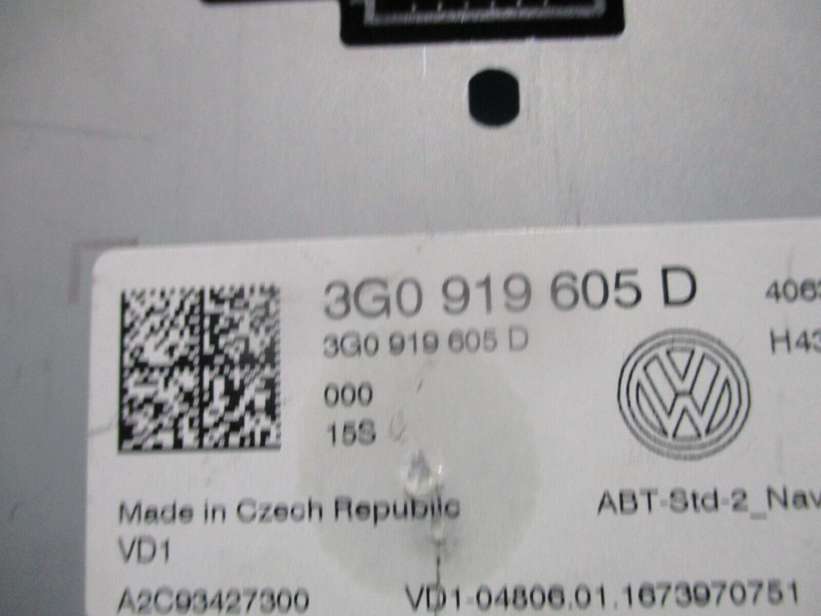 2015 VW GOLF MK7 MULTIMEDIA SAT NAV HEAD UNIT 7 SCREEN 3Q0035874 3G0914605D - Image 4