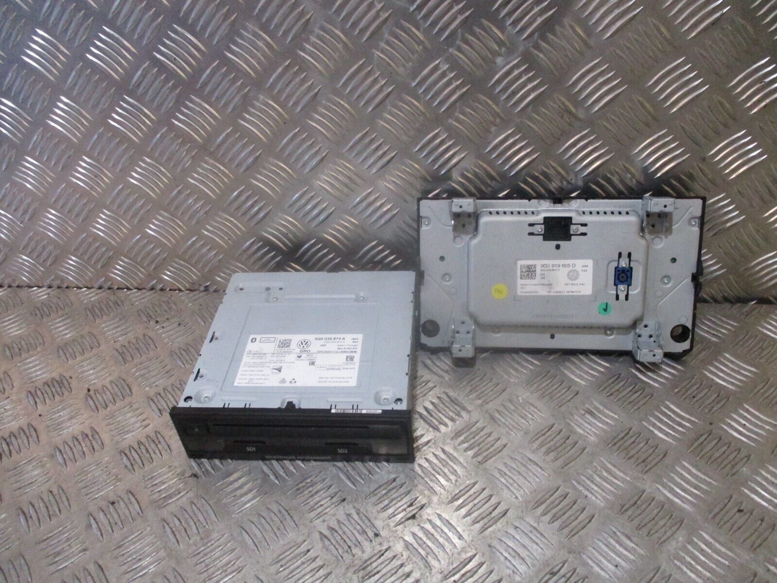 2015 VW GOLF MK7 MULTIMEDIA SAT NAV HEAD UNIT 7 SCREEN 3Q0035874 3G0914605D - Image 5