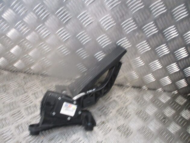 2017 GENUINE HYUNDAI I40 SALOON ACCELERATOR THROTTLE GAS PEDAL 327263Z900 - Image 2