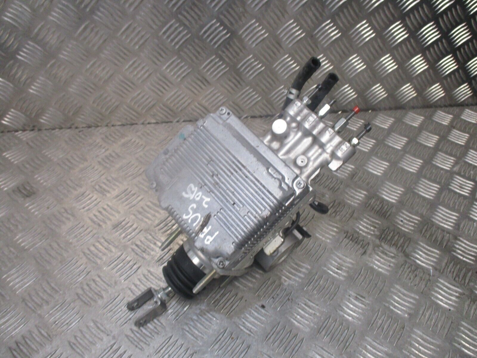 2015 GENUINE TOYOTA PRIUS ABS PUMP CONTROL UNIT MODULE 47210-47450 - Image 2