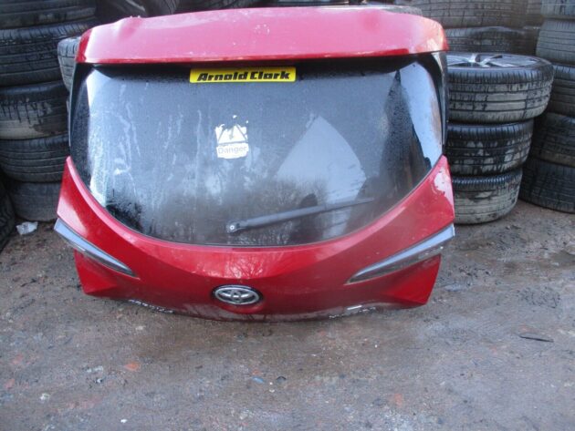 2020 GENUINE TOYOTA COROLLA HATCHBACK REAR TAILGATE BARE BOOTLID - Image 2
