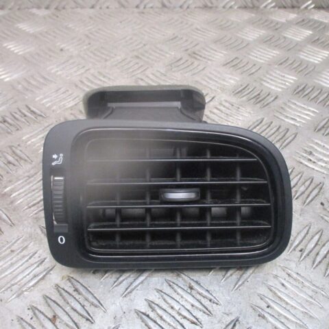 2012 GENUINE VW POLO 6R FRONT RIGHT DRIVER SIDE AIRVENT 6RF819704