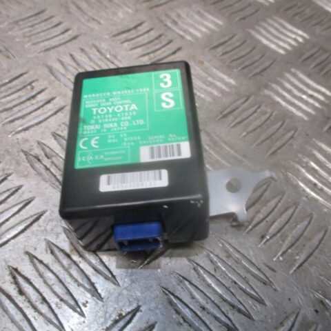 2012 GENUINE TOYOTA PRIUS SMART DOOR CONTROL MODULE RECIEVER ECU 89740-47030