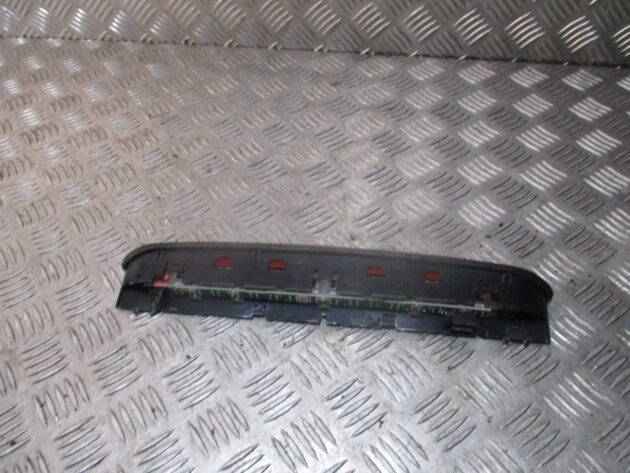 2018 GENUINE VW GOLF MK7 REAR HIGH LEVEL THIRD BRAKE LIGHT LAMP 5G0945087B - Image 3