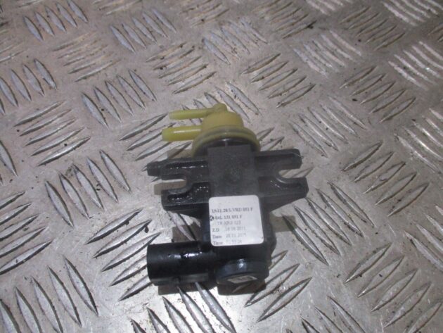 2015 GENUINE VW GOLF MK7 VACUUM SOLENOID CONTROL VALVE 04L131051F 1K0906627B - Image 3