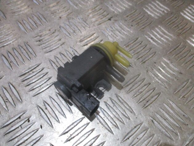 2015 GENUINE VW GOLF MK7 VACUUM SOLENOID CONTROL VALVE 04L131051F 1K0906627B - Image 4