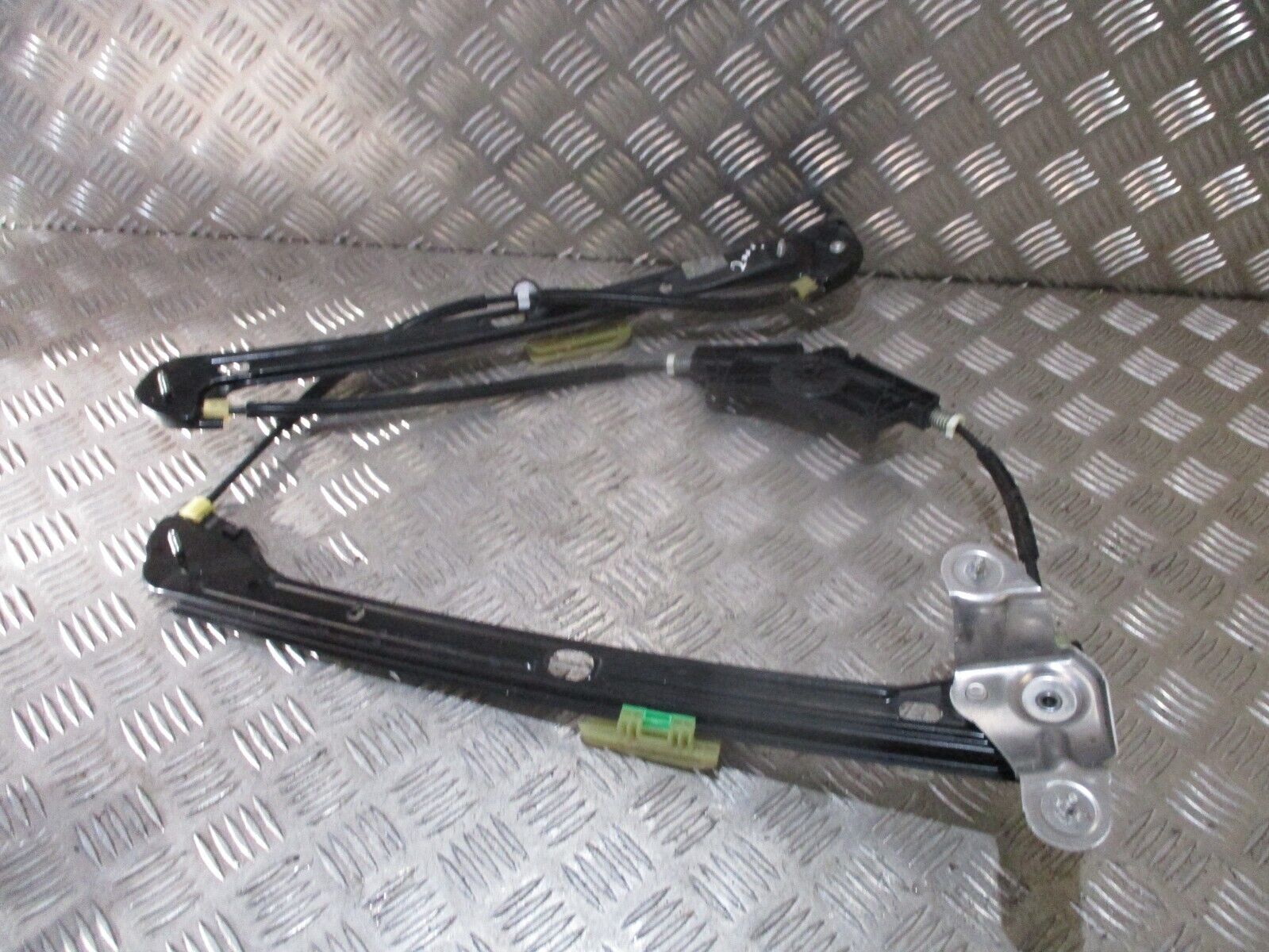 2015 VW GOLF MK7 FRONT RIGHT DRIVER SIDE WINDOW REGULATER 5G4837462H