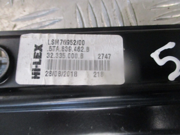 2018 GENUINE VW TOURAN REAR RIGHT DRIVER SIDE WINDOW REGULATER 5TA839462B - Image 2