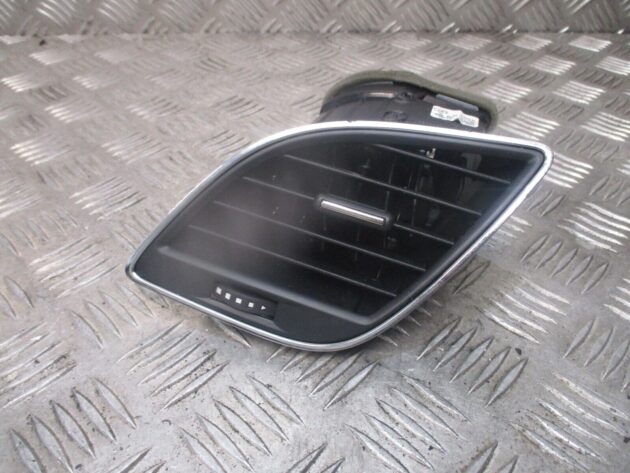2015 GENUINE SEAT LEON FRONT LEFT PASSENGER SIDE DASHBOARD AIRVENT 5F2820901F - Image 2