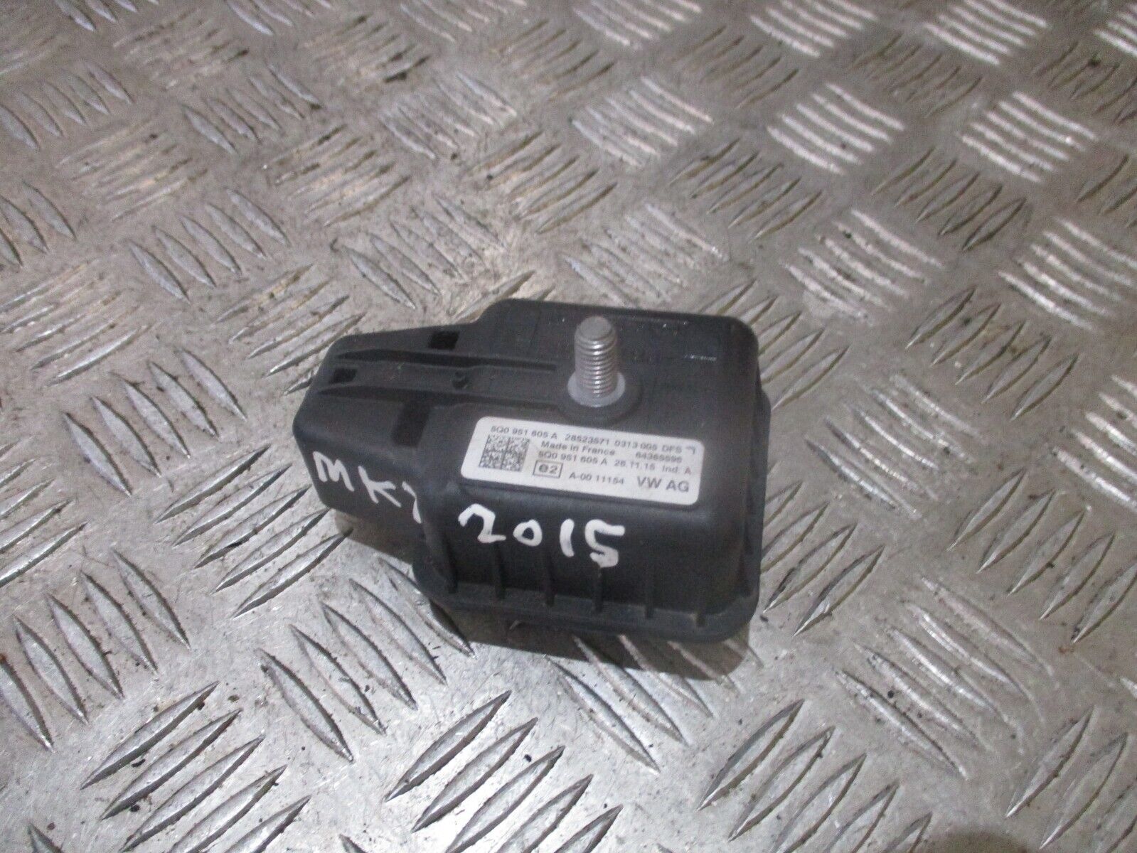 2015 GENUINE VW GOLF MK7 FRONT HORN ALARM SIREN 5Q0951605A