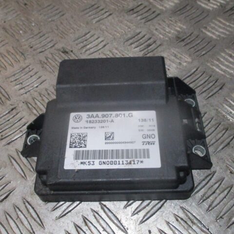 2011  GENUINE VW PASSAT CC PARKING HANDBRAKE MODULE 3AA907801G
