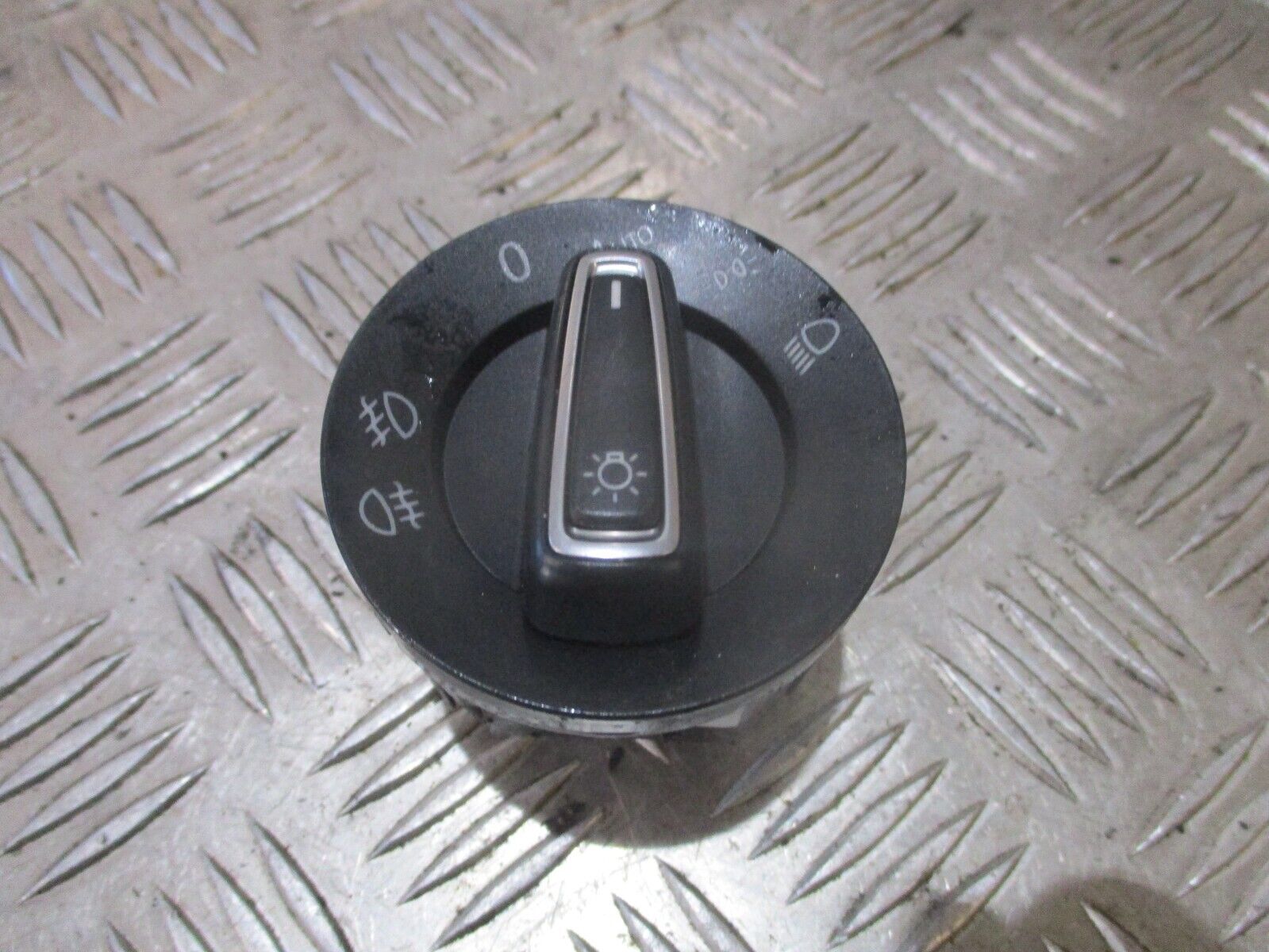 2015 GENUINE VW GOLF MK7 HEADLIGHT ADJUTSER SWITCH 5G0941431BD