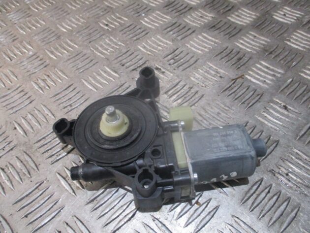 2019 GENUINE AUDI Q2 FRONT RIGHT DRIVER SIDE WINDOW MOTOR 5Q0959802B - Image 3