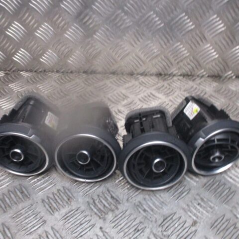 2018 GENUINE AUDI Q2 FRONT CENTRE HEATER AC DASHBOARD 4X AIRVENTS 81A820901A