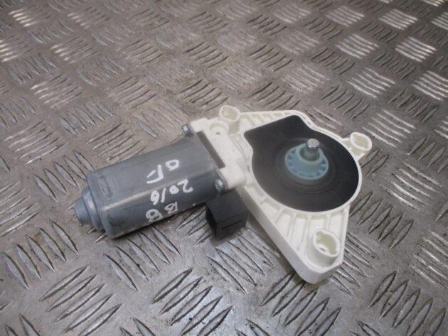 2016 GENUINE VW PASSAT B8 FRONT RIGHT DRIVER SIDE WINDOW MOTOR 5Q4959802B
