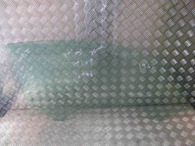 2012 GENUINE VW POLO 6R 3 DOOR FRONT RIGHT DRIVER SIDE DOOR WINDOW GLASS OSF - Image 2