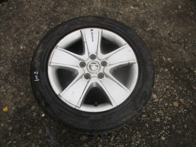 2012 GENUINE SKODA OCTAVIA 16'' ALLOY WHEEL TYRE 205/55 R16