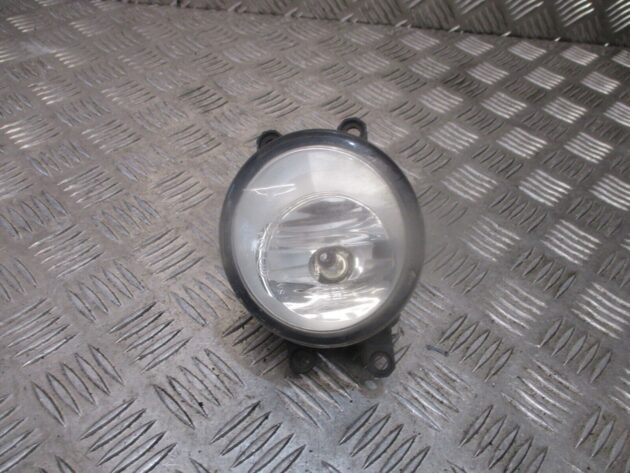 2011 GENUINE TOYOTA PRIUS FRONT RIGHT DRIVER SIDE FOG LIGHT LAMP 81210-0D041