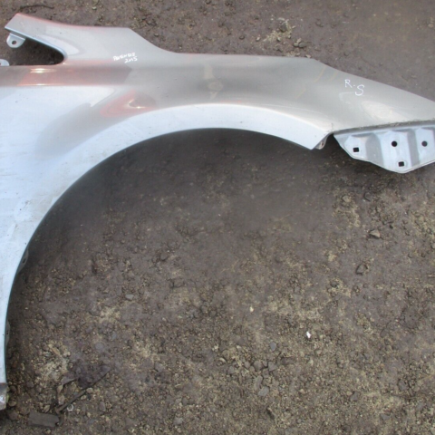 2015 GENUINE TOYOTA AVENSIS SALOON FRONT RIGHT DRIVER SIDE WING FENDER