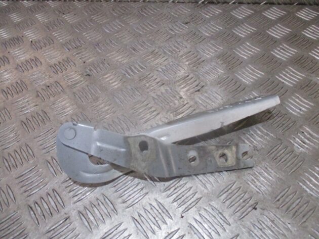 2015 GENUINE VW GOLF MK7 FRONT RIGHT DRIVER SIDE BONNET HINGE 5G0823302B - Image 2