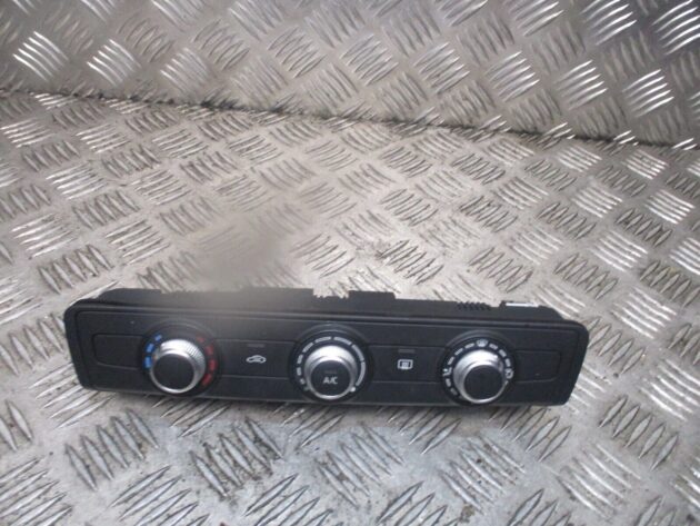 2018 GENUINE AUDI Q2 HEATER AC CLIMATE CONTROL SWITCH PANEL 8V0820047F