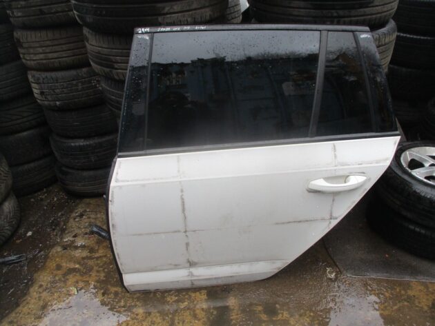 2016 GENUINE SKODA OCTAVIA ESTATE REAR LEFT PASSENEGR SIDE BARE SHELL DOOR NSR - Image 2