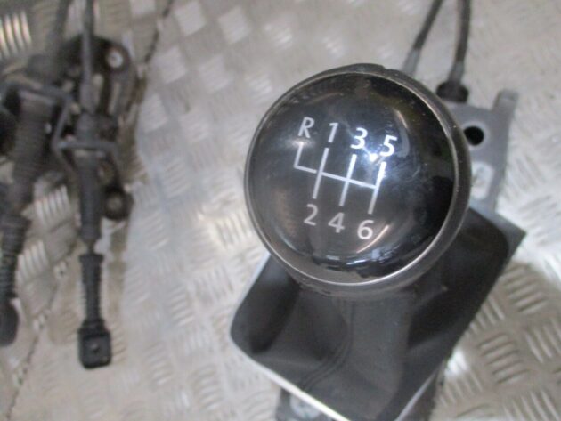 2014 GENUINE VW PASSAT B7 6 SPEED GEAR SELECTOR & LINKAGE 3C0711049AE - Image 3