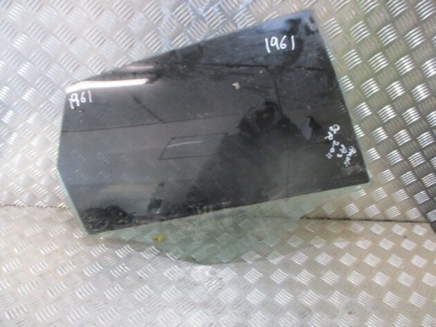 2012 GENUINE AUDI A3 8P REAR REAR RIGHT DRIVER SIDE DOOR WINDOW GLASS OSR - Image 2