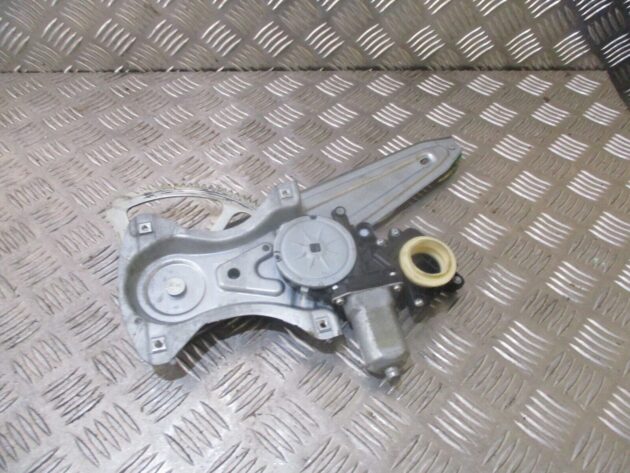 2012 GENUINE TOYOTA AURIS REAR LEFT PASSENGER SIDE WINDOW MOTOR 85701-02010 - Image 3