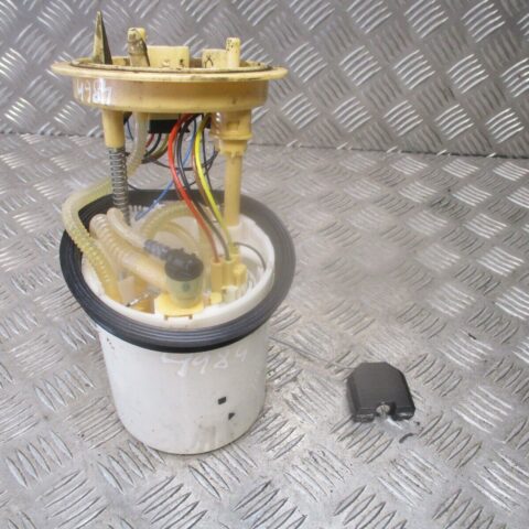 2015 GENUINE VW PASSAT B8 IN TANK FUEL PUMP SENDER UNIT 3Q0919050