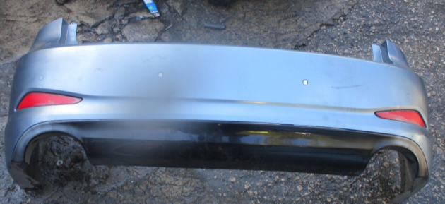 2017 GENUINE HYUNDAI I40 SALOON REAR COMPLETE BUMPER WITH SENSOR