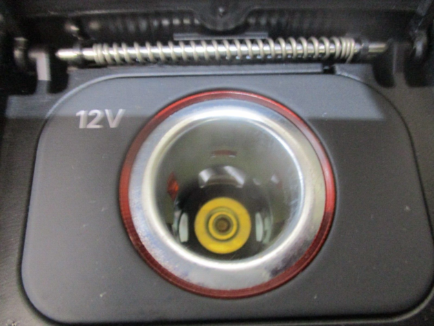 2015 GENUINE AUDI A4 REAR CENTRE CONSOLE AIRVENTS 8K0864374 - Image 2