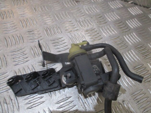 2012 GENUINE AUDI VW SEAT SKODA TURBO SOLENOID 1K0906627B 04L131051F