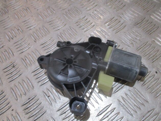 2012 GENUINE AUDI A3 8P REAR LEFT PASSENGER SIDE WINDOW MOTOR 5Q0959802 - Image 2