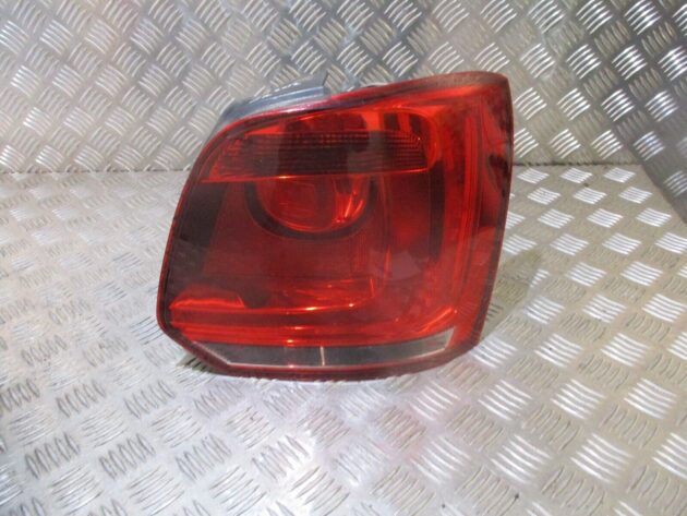 2012 GENUINE VW POLO 6R REAR RIGHT DRIVER SIDE TAILLIGHT LAMP 6R0945112A - Image 2